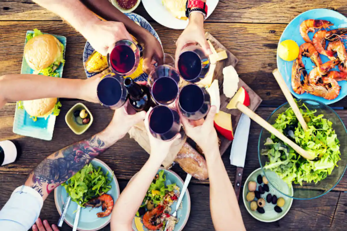 drinking-shutterstock_325192604 drinking shutterstock 325192604